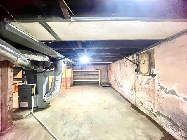 227 S Lynn Street, Nevada, MO 64772