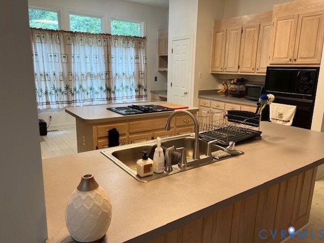18500 River Rd, Chesterfield, VA 23838