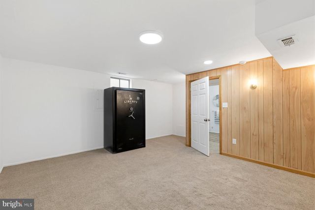 9015 TARPLEYS CIR, Baltimore, MD 21237