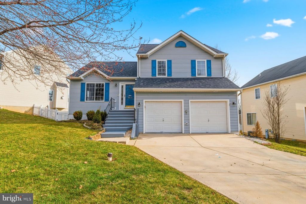 9015 TARPLEYS CIR, Baltimore, MD 21237