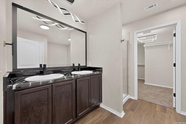 735 Pelican Point, San Antonio, TX 78221