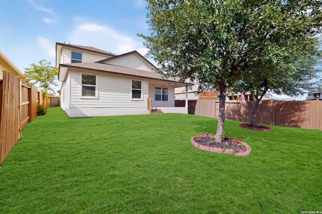 735 Pelican Point, San Antonio, TX 78221