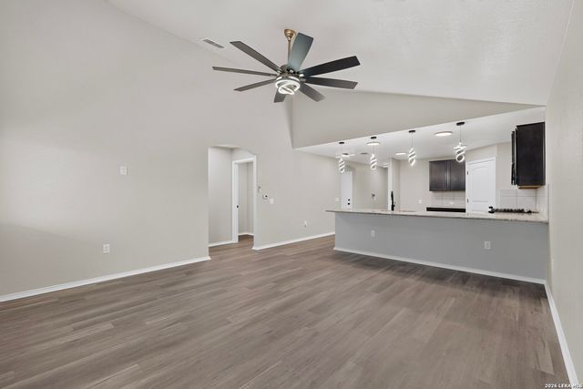 735 Pelican Point, San Antonio, TX 78221