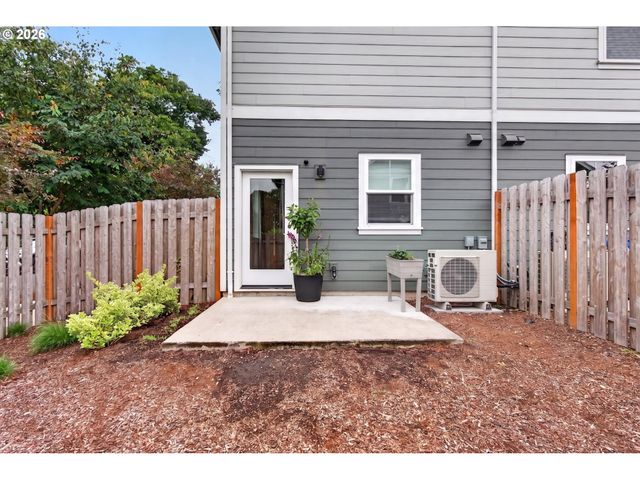 5053 Ne 47TH Pl, Portland, OR 97218