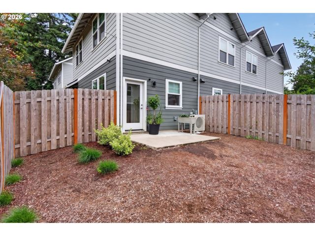 5053 Ne 47TH Pl, Portland, OR 97218
