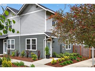 5053 Ne 47TH Pl, Portland, OR 97218