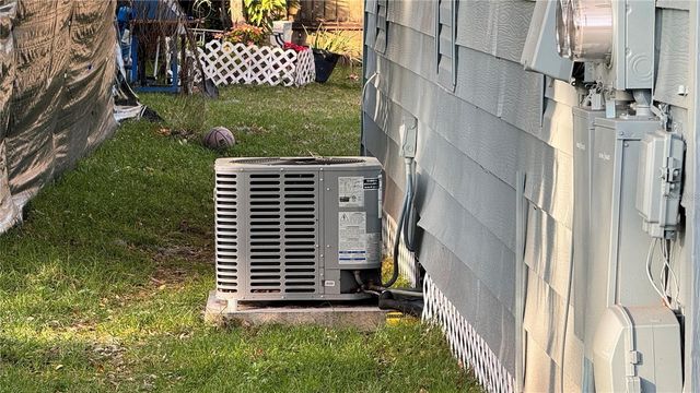 904 W REYNOLDS STREET, Plant City, FL 33563