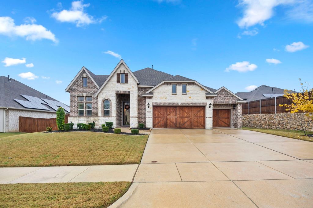 938 Vista Lane, Desoto, TX 75115
