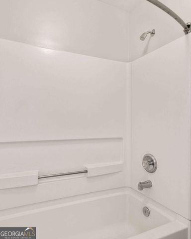 3520 Kensington Parc Circle, Avondale Estates, GA 30002