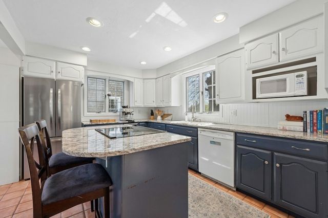 223 Beverly Road, Worcester, MA 01605