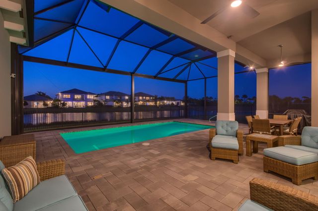 12873 Wingspan Court, Palm Beach Gardens, FL 33412