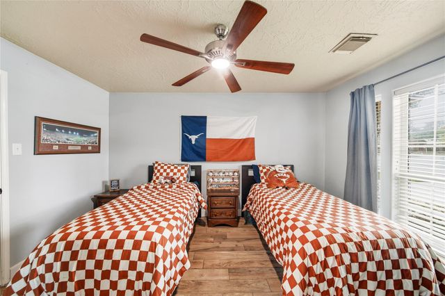 8027 Spring Bluebonnet Drive, Sugar Land, TX 77479