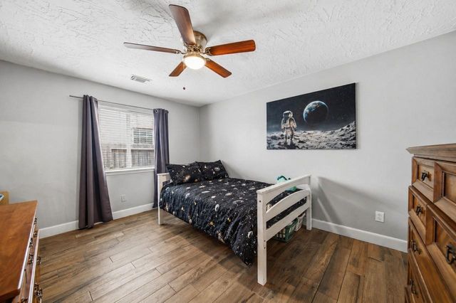 8027 Spring Bluebonnet Drive, Sugar Land, TX 77479