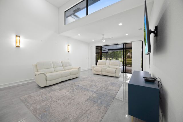 10106 Spyglass Way, Boca Raton, FL 33498