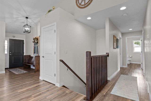 105 ZACHAREY COURT, New London, WI 54961