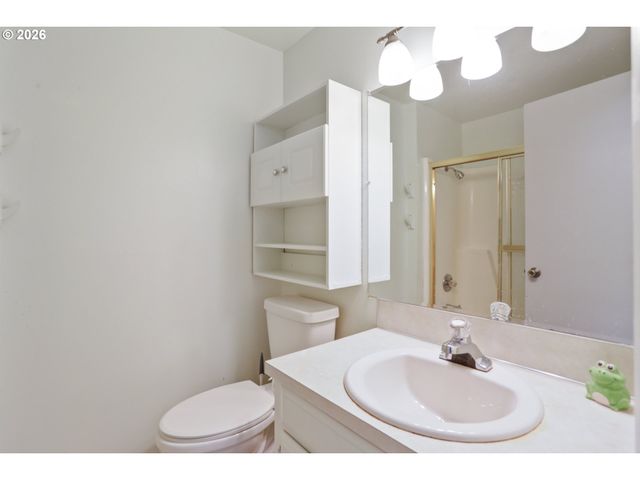 1424 Se 28TH Ave, Hillsboro, OR 97123