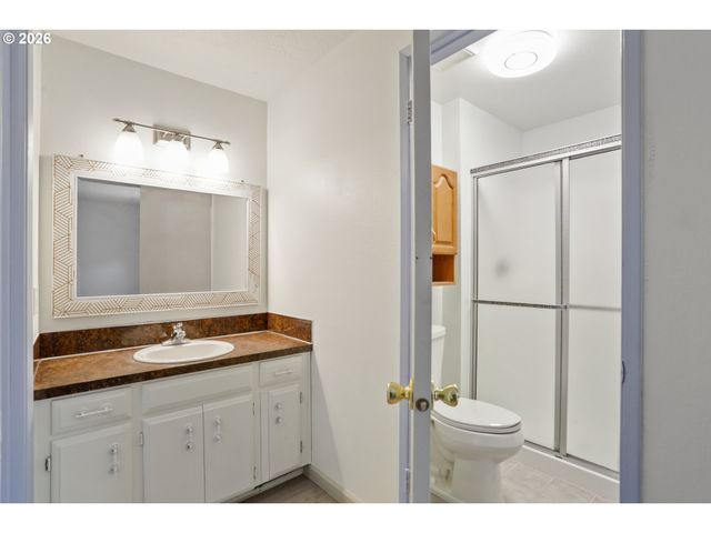 1424 Se 28TH Ave, Hillsboro, OR 97123
