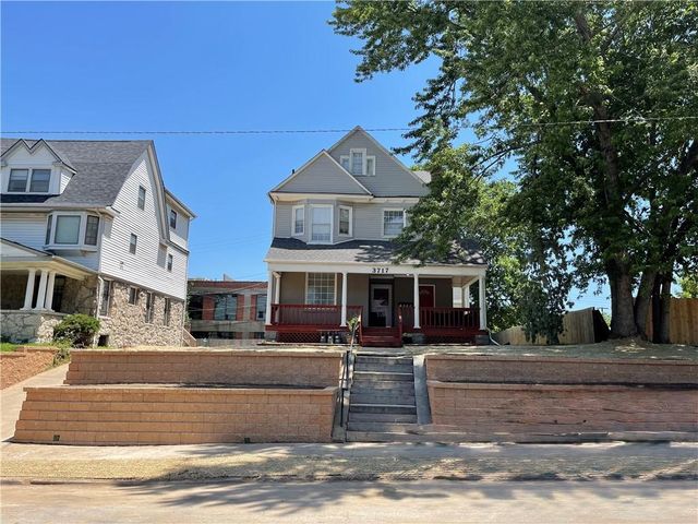 3717 Baltimore Avenue, Kansas City, MO 64111