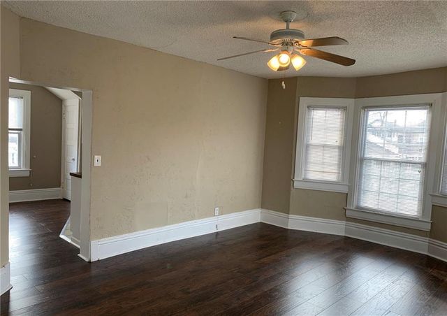 3717 Baltimore Avenue, Kansas City, MO 64111