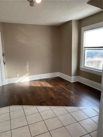 3717 Baltimore Avenue, Kansas City, MO 64111