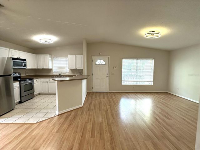 1717 W NASSAU STREET A, Tampa, FL 33607
