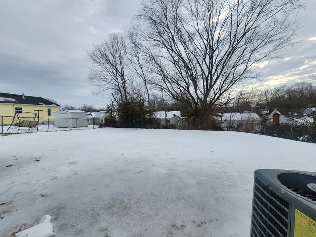 165 S Sunset Lane, Harrodsburg, KY 40330