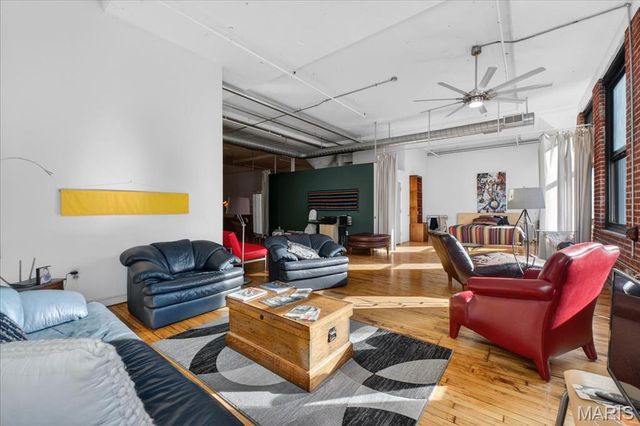 1010 Saint Charles Street 904, St Louis, MO 63101