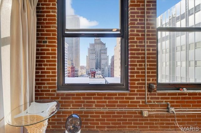 1010 Saint Charles Street 904, St Louis, MO 63101