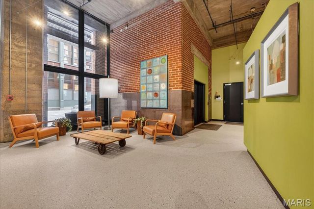 1010 Saint Charles Street 904, St Louis, MO 63101