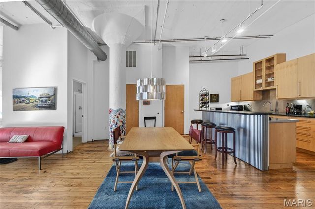 1010 Saint Charles Street 904, St Louis, MO 63101