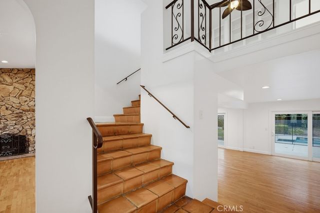 19859 Vintage, Chatsworth, CA 91311