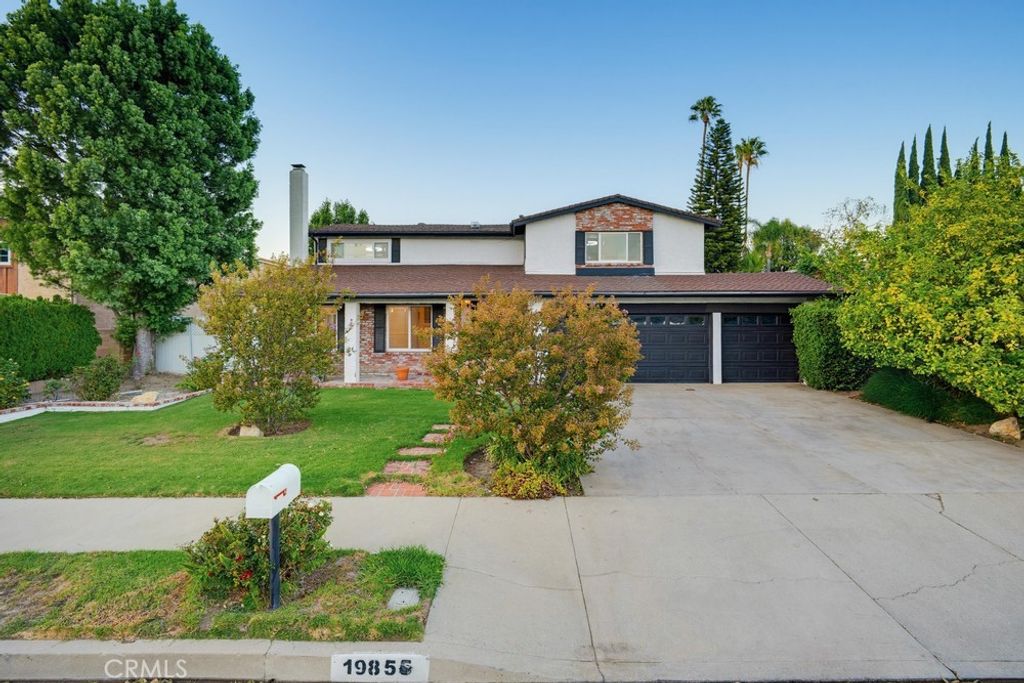 19859 Vintage, Chatsworth, CA 91311
