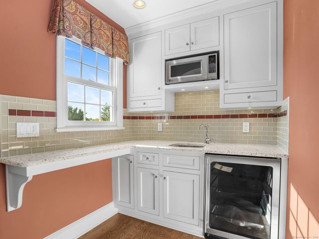 226 Alberta Street, Fairfield, CT 06825