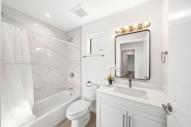 1251 SW 3rd St, Miami, FL 33135