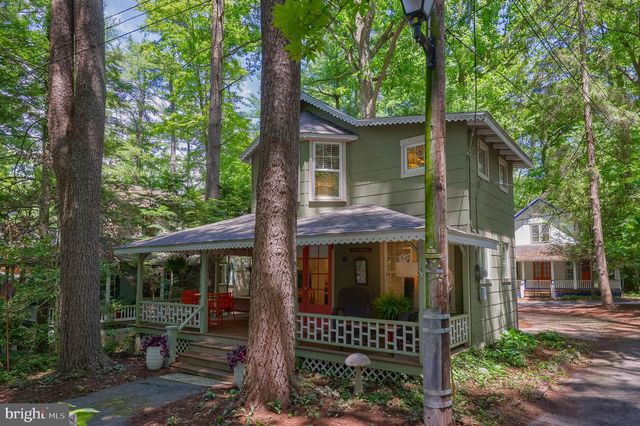 411 2ND ST, Mount Gretna, PA 17064