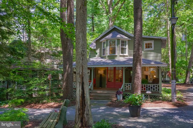 411 2ND ST, Mount Gretna, PA 17064