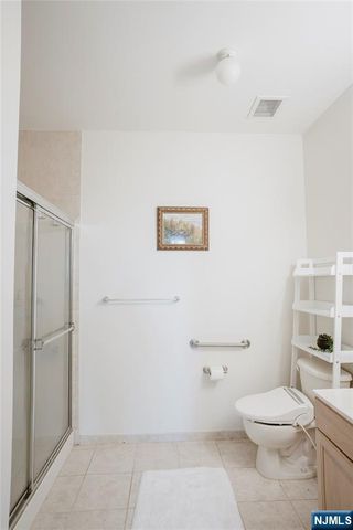 113 Cory Lane 113, Elmwood Park, NJ 07407