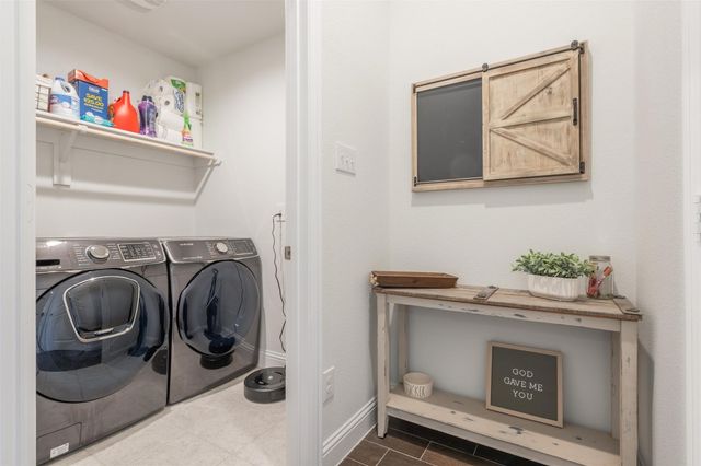 217 Bayonet Drive, Fort Worth, TX 76108