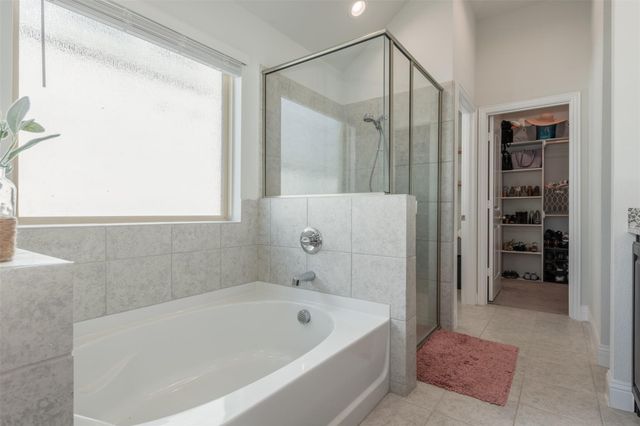 217 Bayonet Drive, Fort Worth, TX 76108