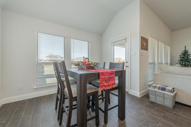 217 Bayonet Drive, Fort Worth, TX 76108