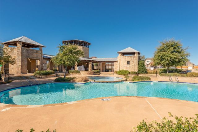 217 Bayonet Drive, Fort Worth, TX 76108