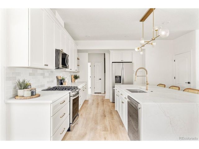 848 S Krameria St, Denver, CO 80224