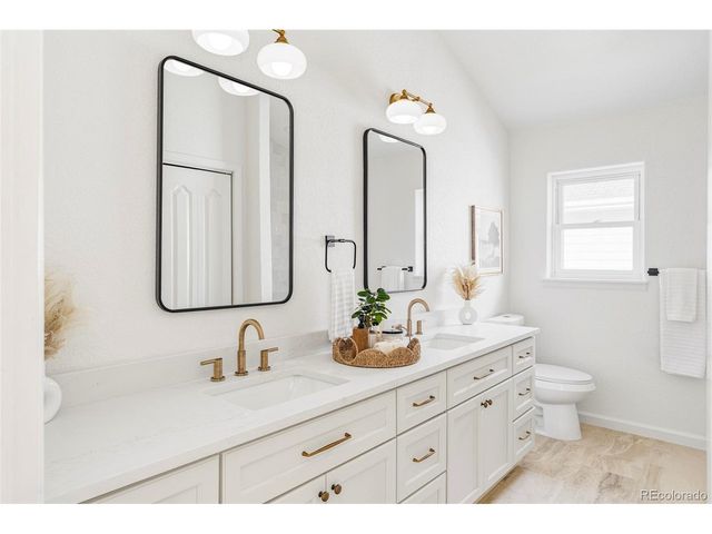 848 S Krameria St, Denver, CO 80224