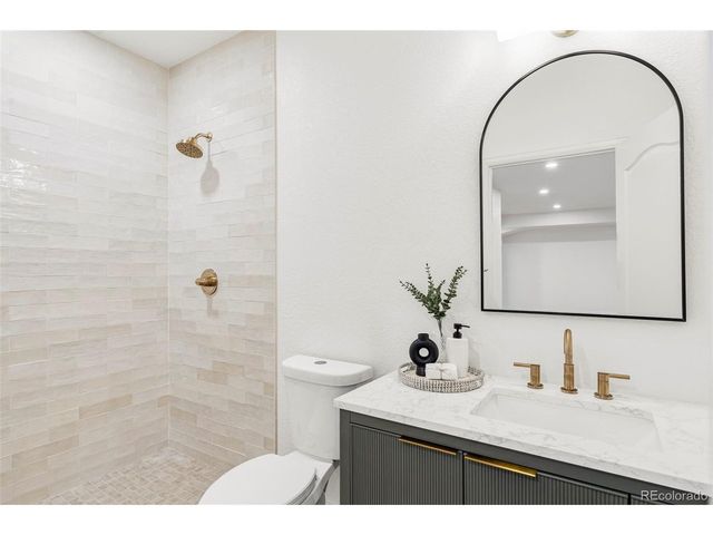 848 S Krameria St, Denver, CO 80224