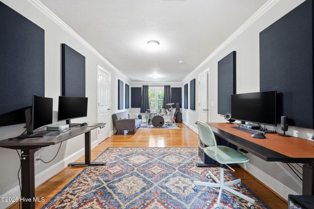 405 Cedarhurst Road, Greenville, NC 27834