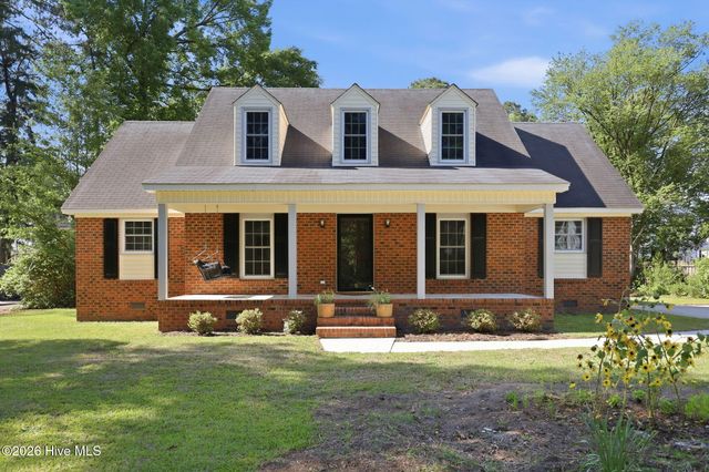 405 Cedarhurst Road, Greenville, NC 27834