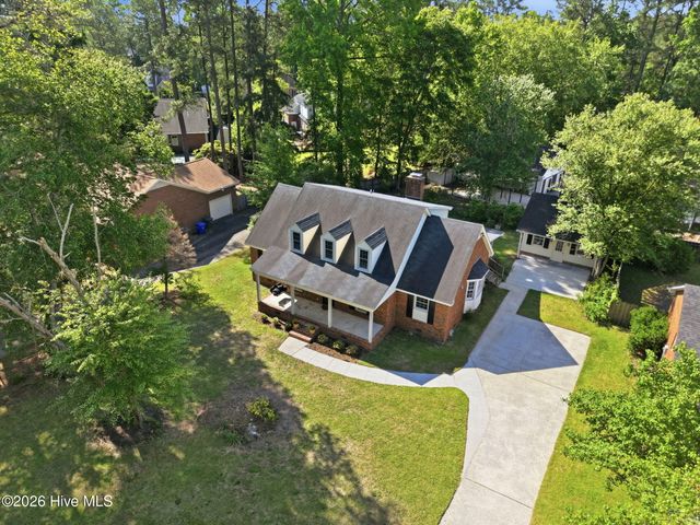 405 Cedarhurst Road, Greenville, NC 27834