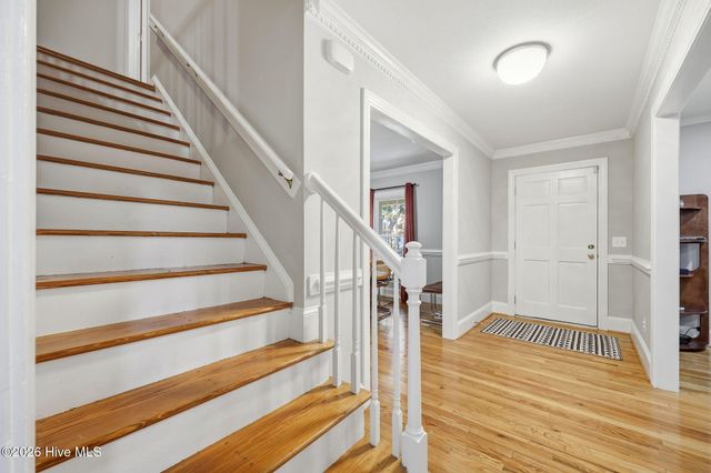 405 Cedarhurst Road, Greenville, NC 27834
