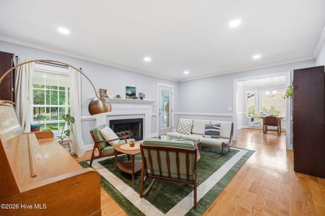 405 Cedarhurst Road, Greenville, NC 27834