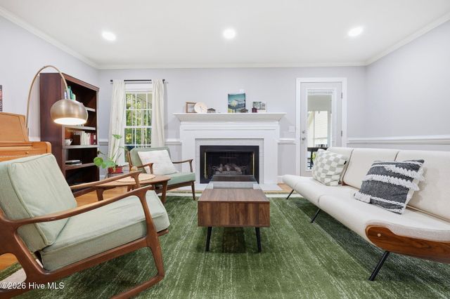 405 Cedarhurst Road, Greenville, NC 27834